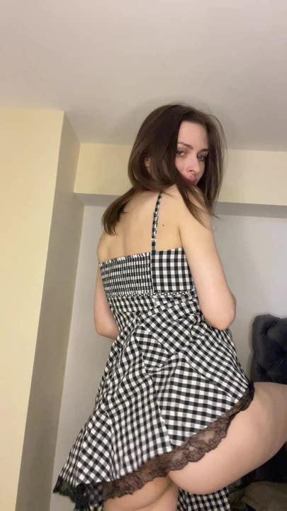 Back Tease Dress Lift With Ass Reveal Upskirt Porn Feat OhMyDaniella XHamster
