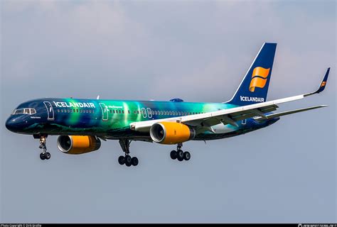 TF FIU Icelandair Boeing 757 256 WL Photo By Dirk Grothe ID 710821