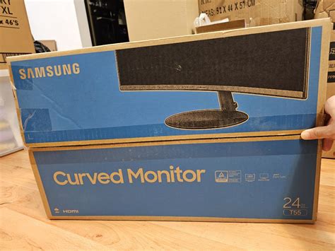 Samsung 24 Inch Curved Monitor, Computers & Tech, Parts & Accessories, Monitor Screens on Carousell