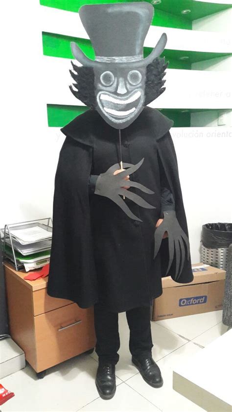 Babadook costume | Manualidades, Carabela