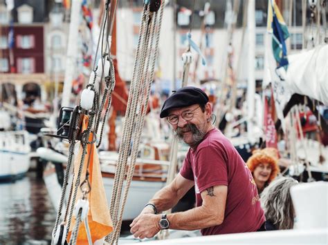 Festival Du Chant De Marin Sea Shanty Festival Brittany Tourism