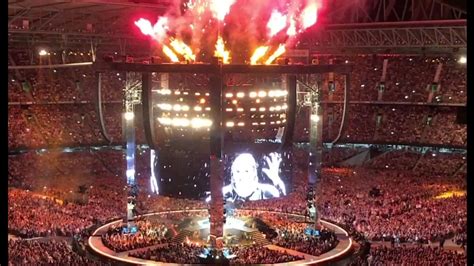 Adele Concert in Melbourne 2017 (Highlight) - Etihad Stadium - 18 March ...