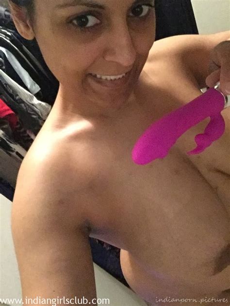 Desi Big Boobs Mature Horny Bhabhi Nude Leaked Photos Indian Girls Club