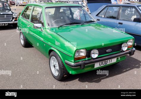 Ford Fiesta 1980 Atelier Yuwa Ciao Jp