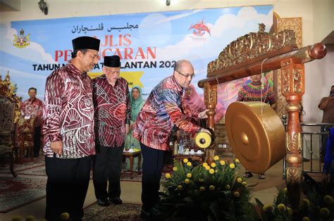 Malaysians Must Know the TRUTH: Is tourism booming in the four northern