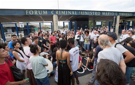 Justi A Ouve Testemunhas De Acusa O Na Audi Ncia Dos Manifestantes