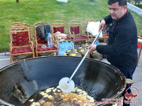 Uzbek Plov: Varieties, Myths and Legends