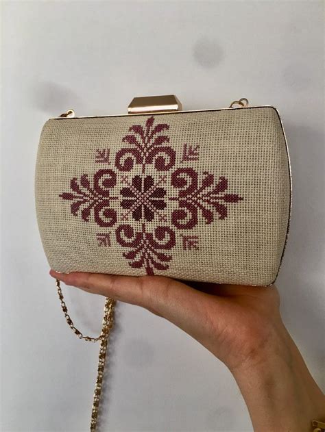 Margarita Ram Rez Adl Kullan C N N Bolsos Cartera Panosundaki Pin