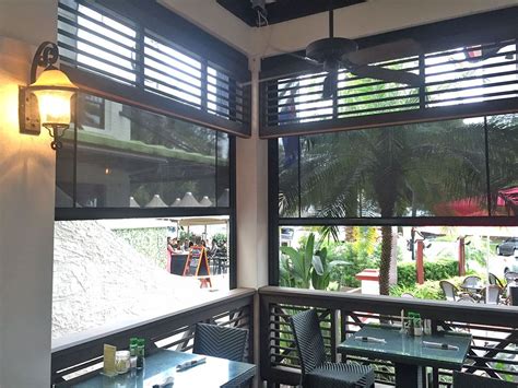 Motorized Restaurant Blinds Patio Enclosures Restaurant Patio Patio Blinds