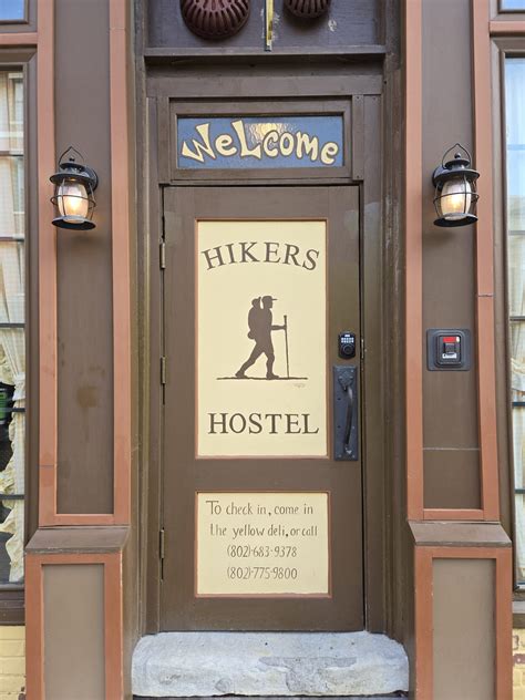 My First AT Hostel Stay - The Trek