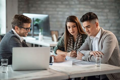 Qué Es Un Asesor Financiero Qué Hace Tipos Funciones y Costos