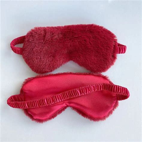 Eye Massager Sleep Mask Blindfold Eyeshade Plush Eye Cover Sleeping