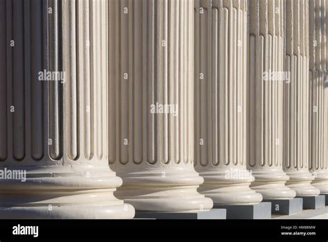 Pillars Columns Of Old Davidson County Courthouse Lexington North