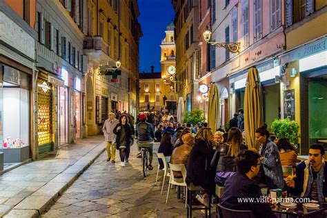 Was man abends in Parma machen kann