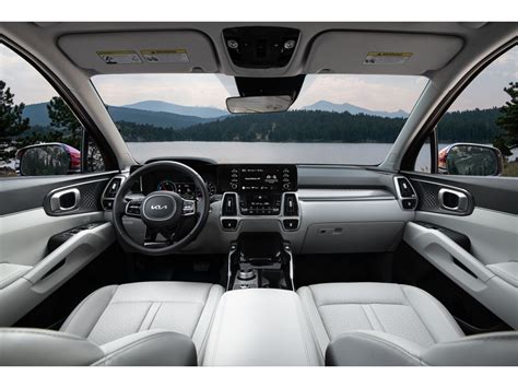 2025 Kia Sorento Hybrid: 102 Interior Photos | U.S. News