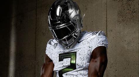 No Oregon Announces Uniforms For Week Seven Against No Washington