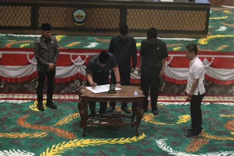 Gerindra Ganti Ketua Dprd Bangkalan Effendi Geser Posisi Muhammad