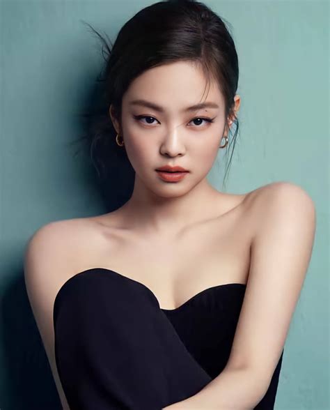 Blackpinks Jennie Boasts Of Her Captivating Beauty In A New Pictorial