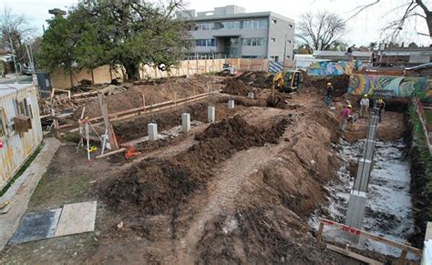 Construyen el segundo edificio de aulas del ISFD N41 de Adrogué