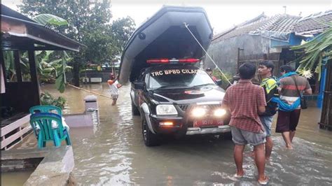 Banjir Di Cilacap Meluas Sebanyak Jiwa Terdampak Etindonesia