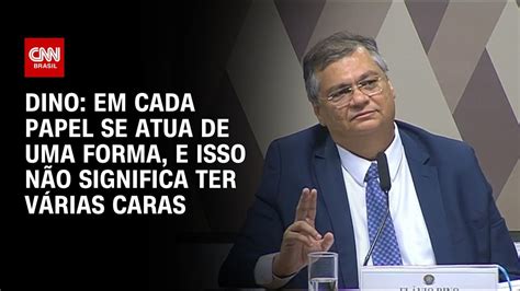 Em Cada Papel Se Atua De Uma Forma E Isso N O Significa Ter V Rias