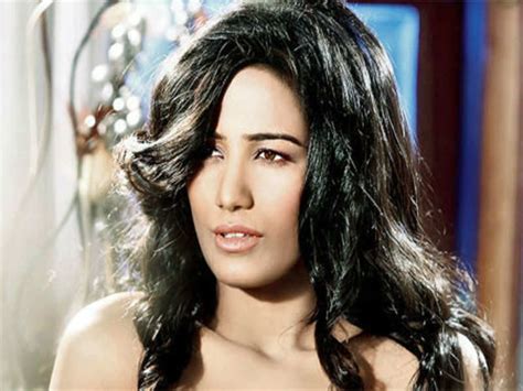 Nasha Not Only About Bold Intense Scenes Poonam Pandey Hindi Movie News Times Of India