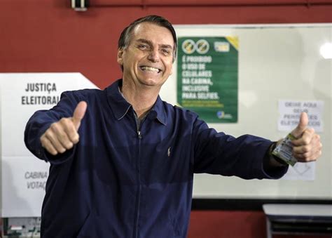 Bolsonaro diz que não perdoa autor de ataque Se depender de mim mofa