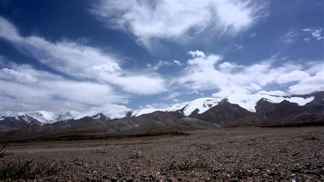 The Qinghai Tibet Plateau Kunlun Mountain Glaciers Snow And Cloud