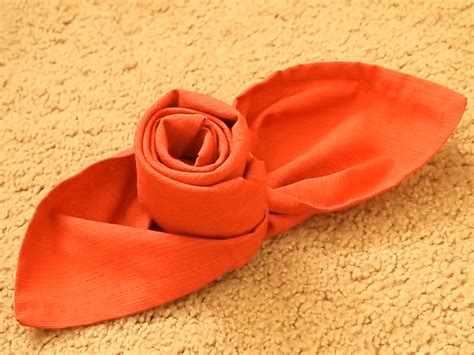 How to Make a Rose out of a Cloth Napkin: 8 Steps (with Pictures)