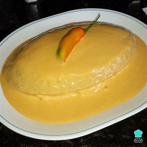 De gloria!..Mousse de plátano con salsa de ají dulce venezolano