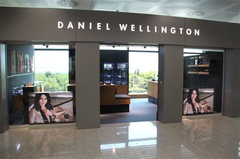 Daniel Wellington Malpensa Aperto Il Primo Flagship Store Italiano Le