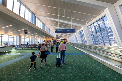 Pdx Next Picture Yourself In The New Main Terminal