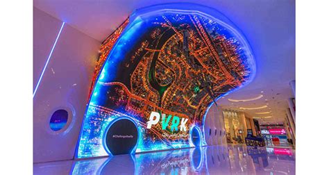 Dubai Vr Theme Park Features Curved Led Entrance Display