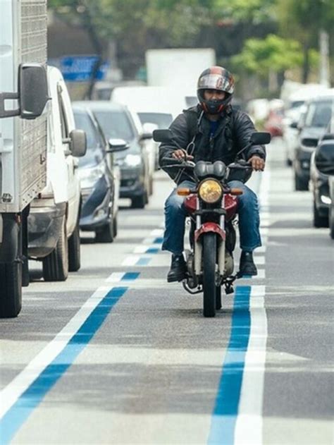 Faixa Azul Para Motos Chega A Novas Avenidas De Sp Blog Da Zapay