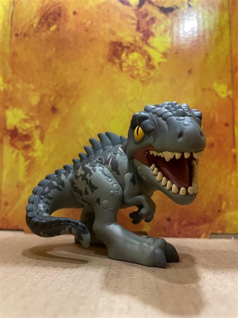 Jurassic World Dominion Funko Mystery Minis Blind Box Giganotosaurus T Rex Therizinosaurus