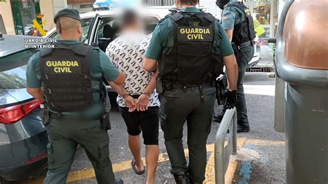 La Guardia Civil Desmantela La Mafia Del Cobre Un Clan Familiar Acusado De 75 Delitos Y