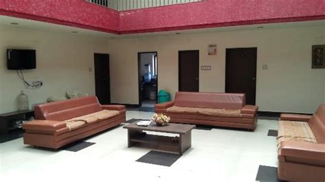 HOTEL GIRIRAJ - Reviews (Dwarka, Gujarat)