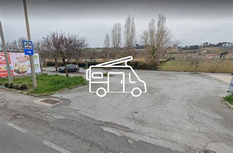 Area Sosta Camper Senigallia Pleinair