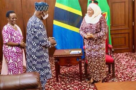 MHE RAIS SAMIA SULUHU HASSAN AKUTANA NA KUFANYA MAZUNGUMZO NA RAIS