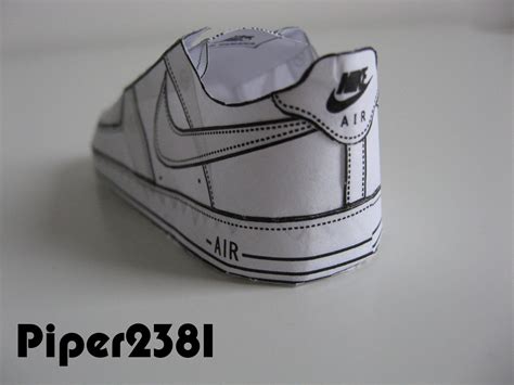 Piper Nike Air Force Papercraft