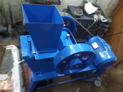 Mild Steel Stone Crusher Machine Manufacturer Capacity Kg To