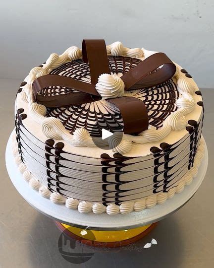 36K Views 1 1K Reactions Tutorial De Decorado De Tortas Con Ganache