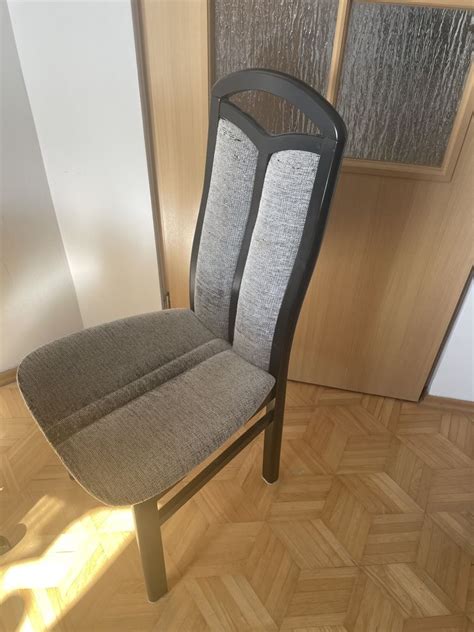 Drewniany okragły stól z 4 krzeslami Gutkowo OLX pl