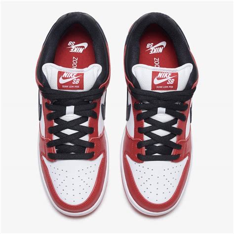 Nike Sb Dunk Low Pro Chicago Le Site De La Sneaker