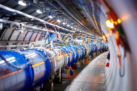 Science Une Désintégration De Particule Anormale Et Excitante Au Cern