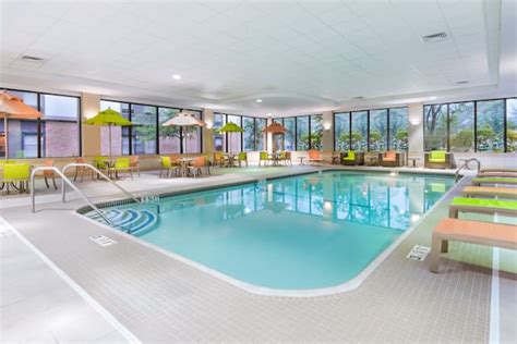 Indoor Pool Hotels in Massachusetts, USA - Find Hotels - Hilton