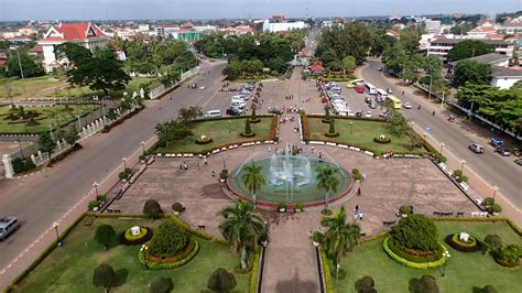 Patuxai (Victory Monument) @ Vientiane - Simple Life 简单的生活