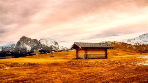 Travel Destinations Mountain Range Beautiful Shed Sunrise Remote