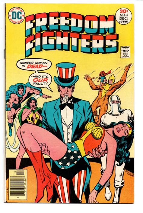 Freedom Fighters 5 Newsstand Wonder Woman 1976 VF NM Comic