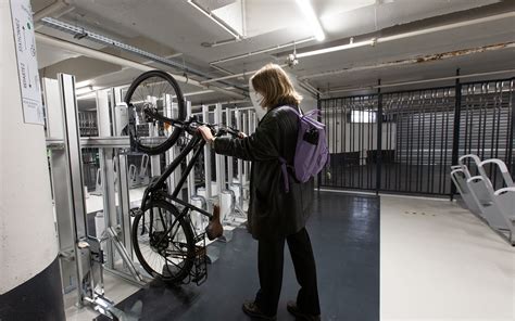 Stationner Son Vélo Ville De Paris